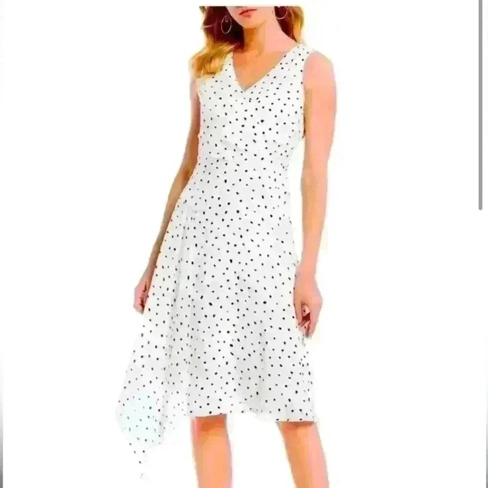 Donna Karan Faux Wrap Dress Womens 14
White Black Polka Dot Asymmetrical V Neck - Picture 1 of 5